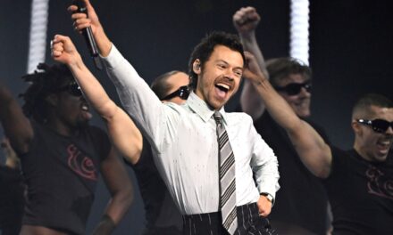 How to Livestream Harry Styles on ‘SNL’